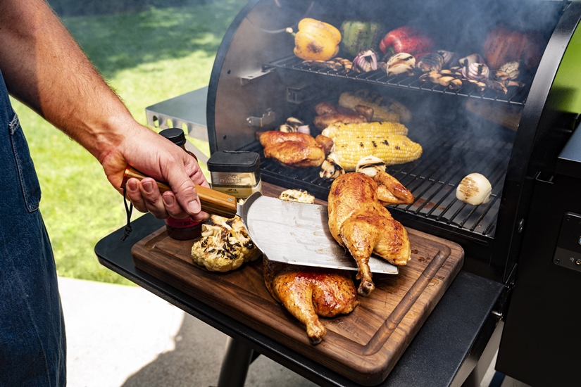 GRANDE SPATULE À VIANDE ET POISSON