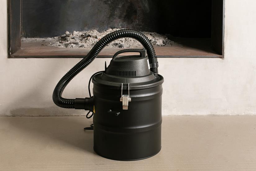 18L Ash Vacuum Cleaner with Declogging Feature