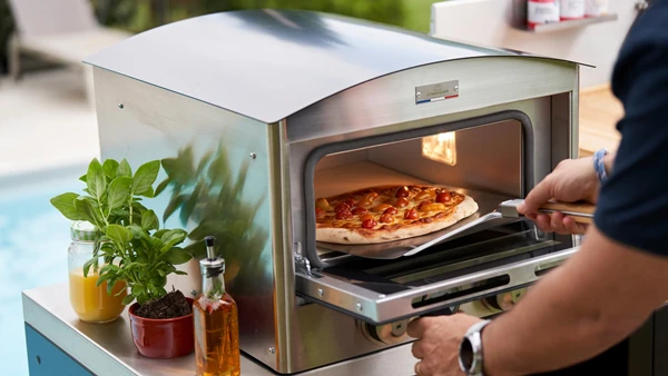 Electric pizza ovens